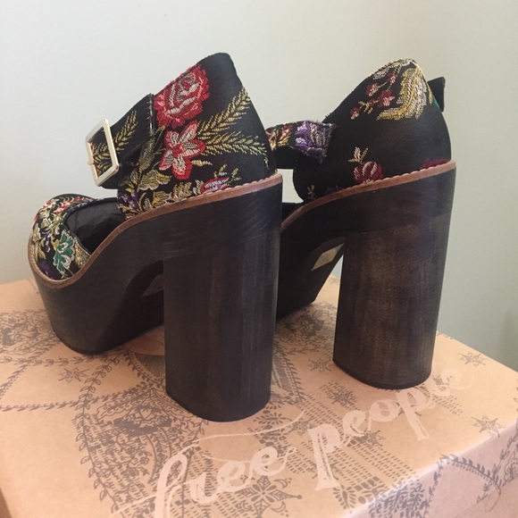 Free People Starlet Wood Platform Heel - Picture 2 of 7